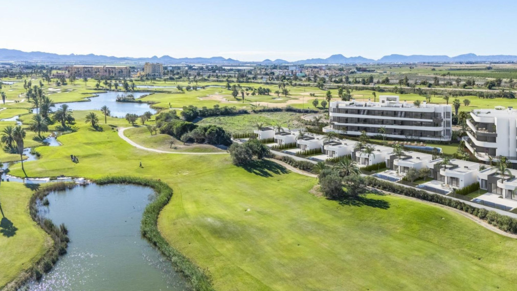 Nové byty a vily u golfu – La Serena, Los Alcázares