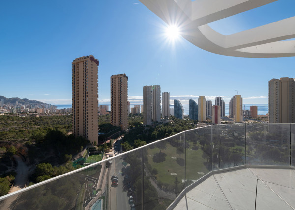 Eagle Tower Benidorm – bydlení u moře a golfu