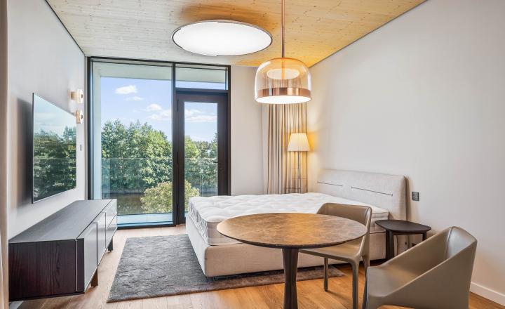 Luxusný apartmán pri jazere