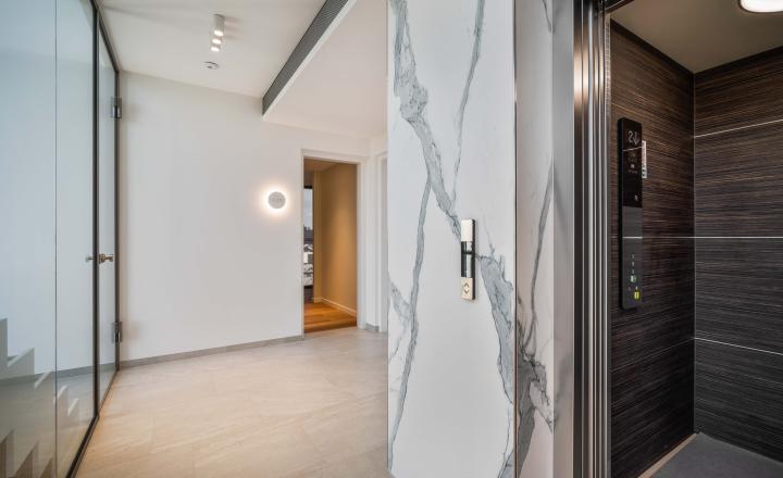 Luxusný apartmán pri jazere - fotografia 8