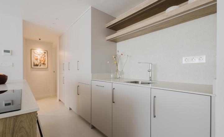 Prodej luxusního apartmánu 3+1 v první linii u moře – Torrevieja, Španělsko - fotografia 10