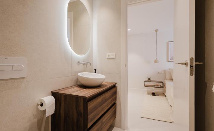 Prodej luxusního apartmánu 3+1 v první linii u moře – Torrevieja, Španělsko - fotografia 21