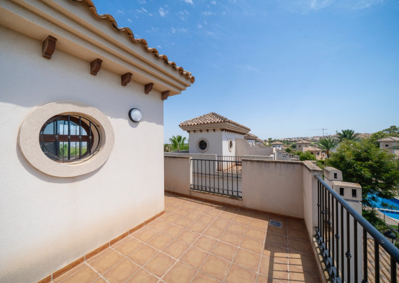 Polodvojdomek 3+kk s bazénem u golfu – Algorfa, Alicante - fotografia 1